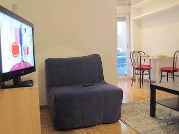 Apartamentos Madrid Hortaleza Екстериор снимка