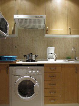 Apartamentos Madrid Hortaleza Екстериор снимка